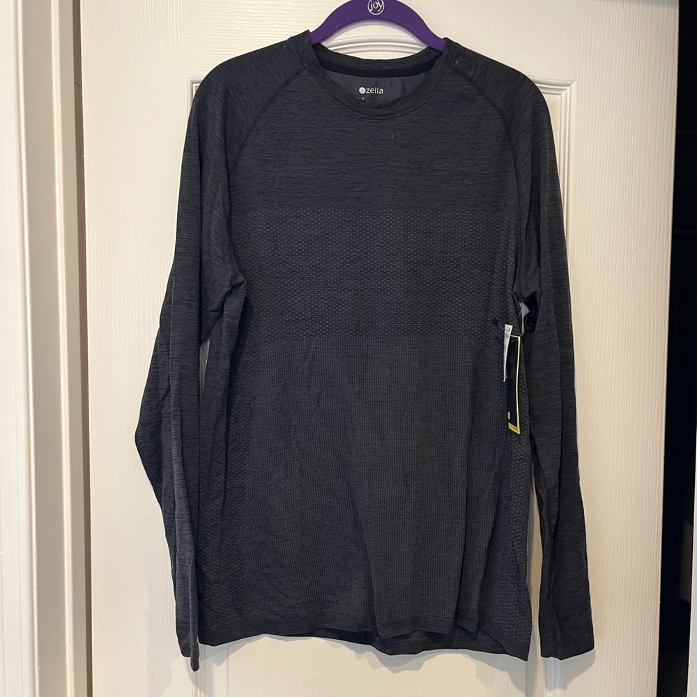 Mens ZELLE long sleeved top - medium - NWT - black